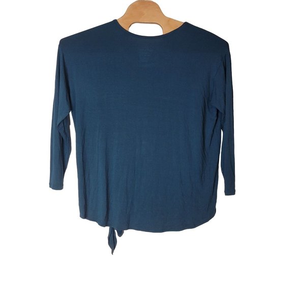 Torrid Super Soft Knits Long Sleeve Cropped Graphic Tee Shirt‎ Women's Size 1X. - Picture 2 of 6